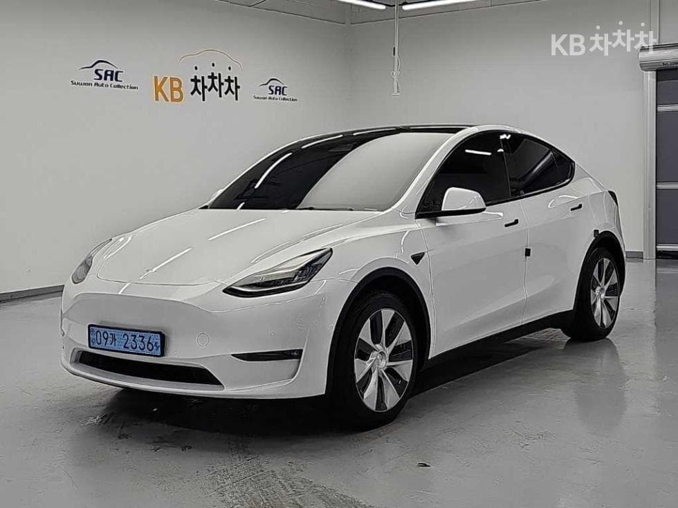 테슬라 Model Y Standard Range - Image 1