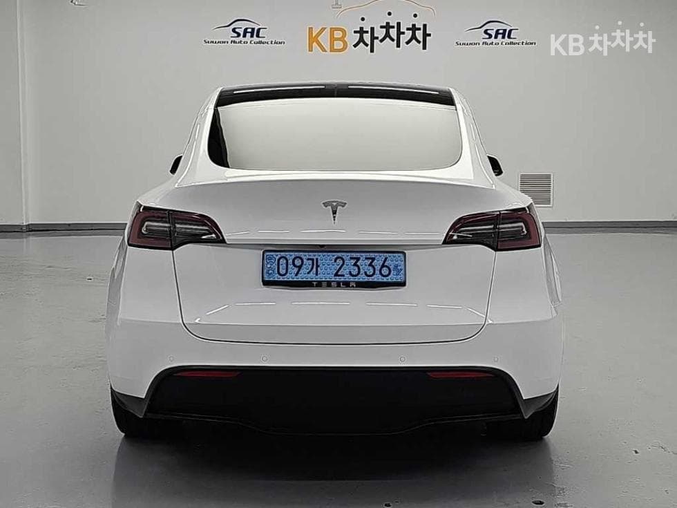 테슬라 Model YStandard Range - 3
