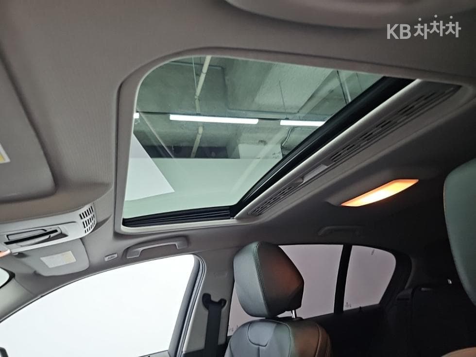 BMW New1시리즈118d 스포츠 라Seater F20 - 13