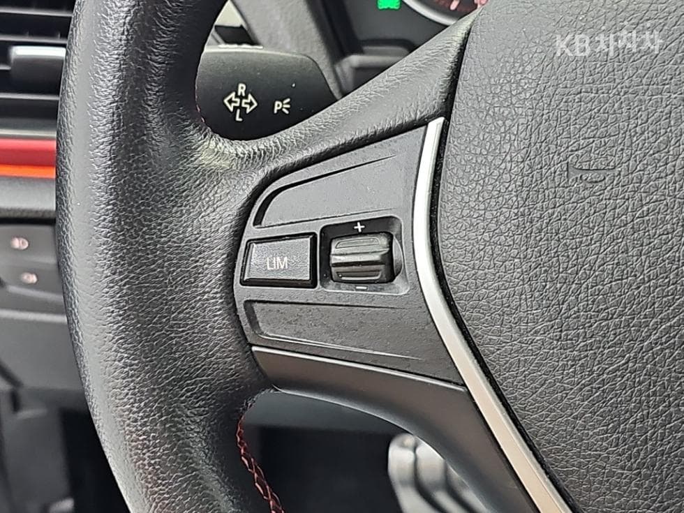 BMW New1시리즈118d 스포츠 라Seater F20 - 17
