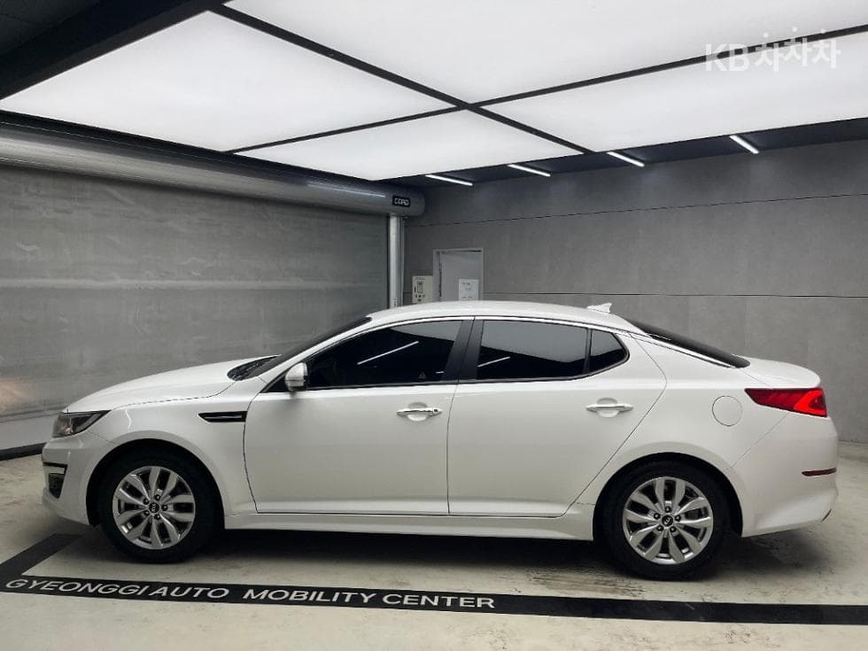 Kia The New (facelift) K5 Second generationRental car 2.0 LPI Prestige - 4