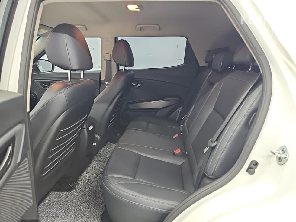 KG Mobility Very New (facelift/refresh; particularly for Tivoli) TivoliGasoline V3 2WD Standard - 12