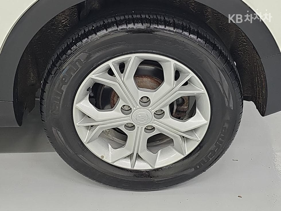 KG Mobility Very New (facelift/refresh; particularly for Tivoli) TivoliGasoline V3 2WD Standard - 20