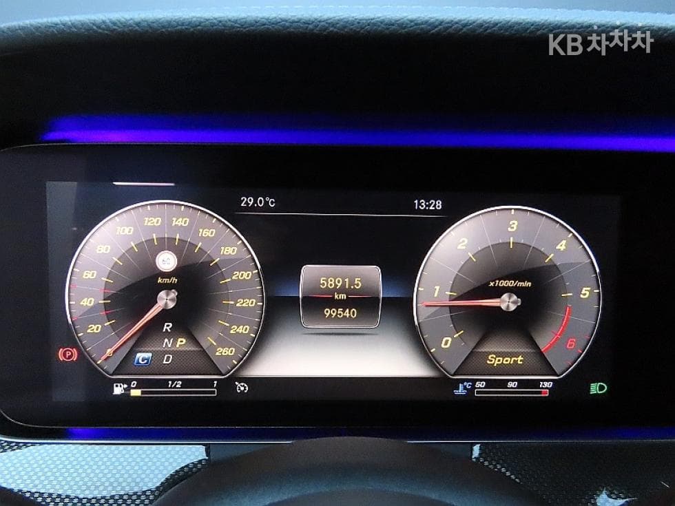 Mercedes-Benz CLS클래스(C257)CLS300d AMG Line - 8