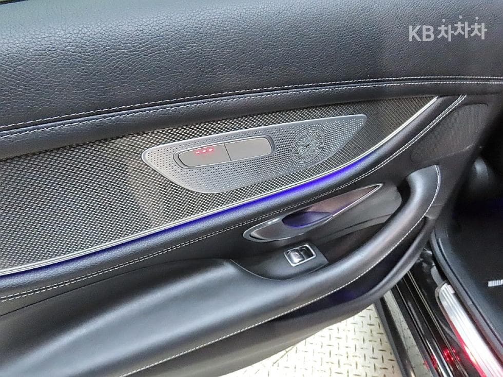Mercedes-Benz CLS클래스(C257)CLS300d AMG Line - 18