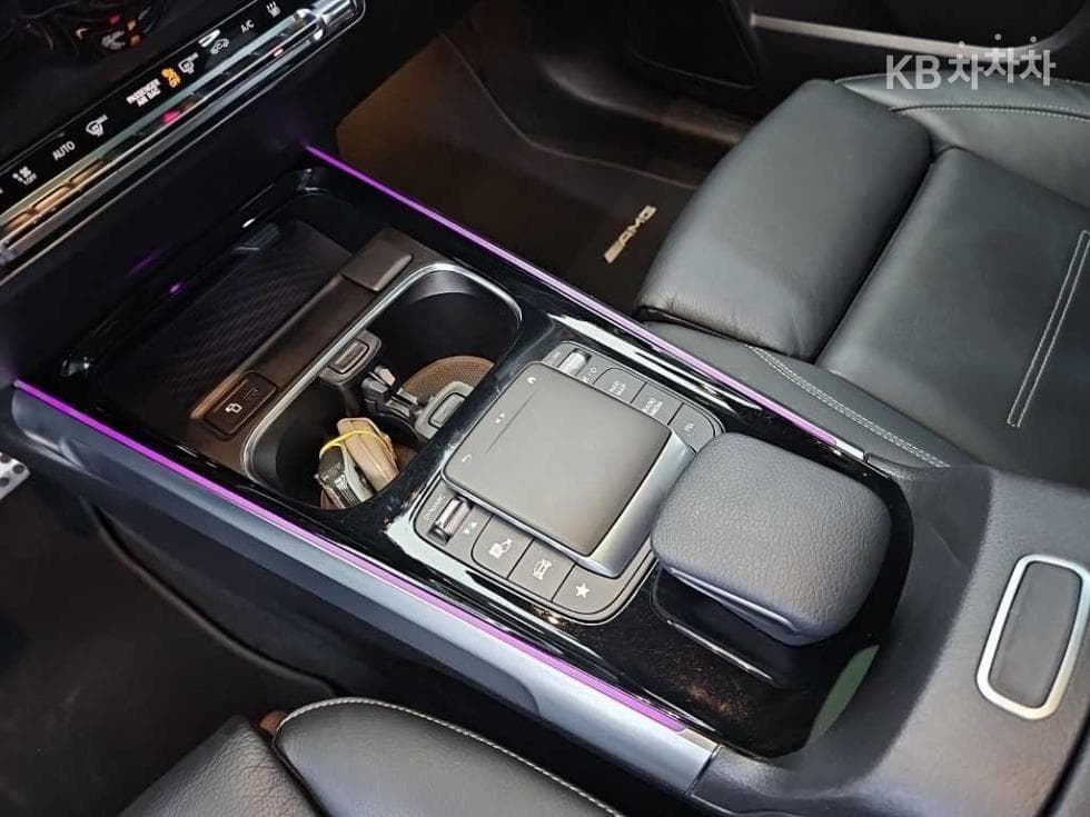 Mercedes-Benz EQB (X243)EQB 300 4Matic AMG Line - 16