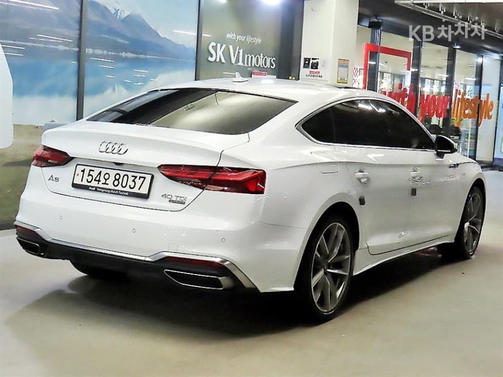 Audi A5(8W6)40 Turbo Diesel Injection quattro Sportback Premium - 4