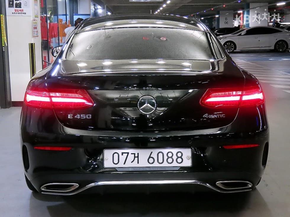 Mercedes-Benz E-Клас (W213)E450 4MATIC Coupe Стандартен - 5