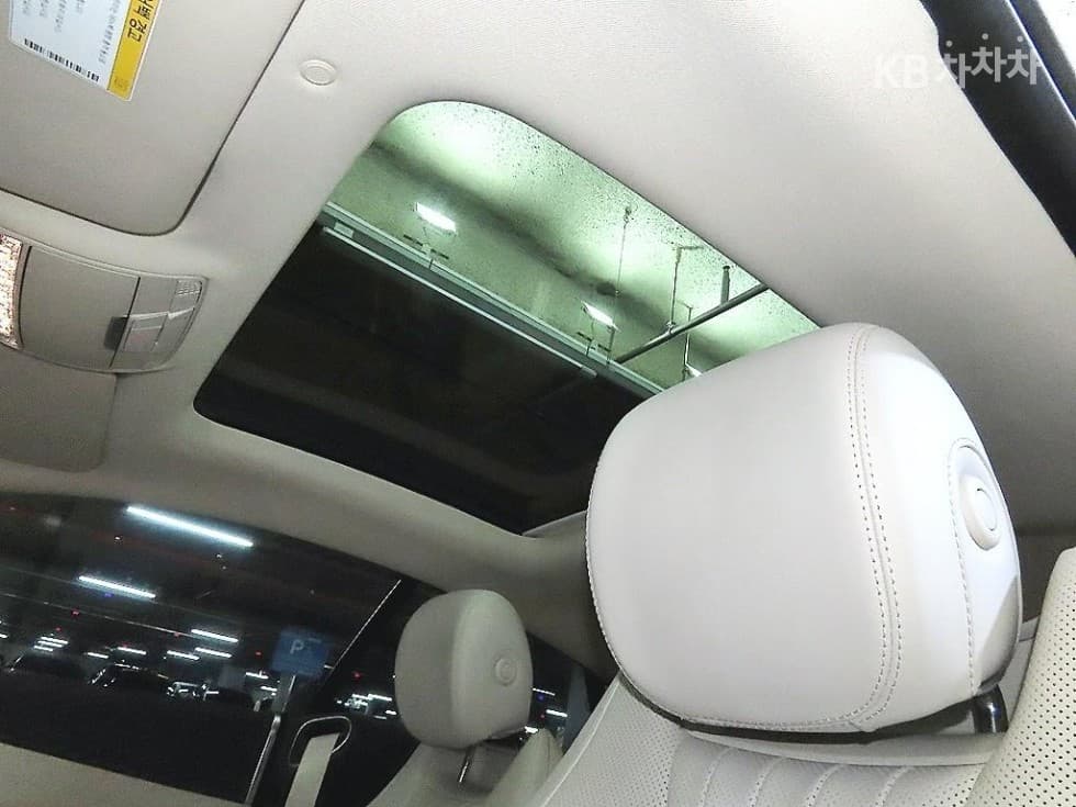 Mercedes-Benz E-Клас (W213)E450 4MATIC Coupe Стандартен - 16