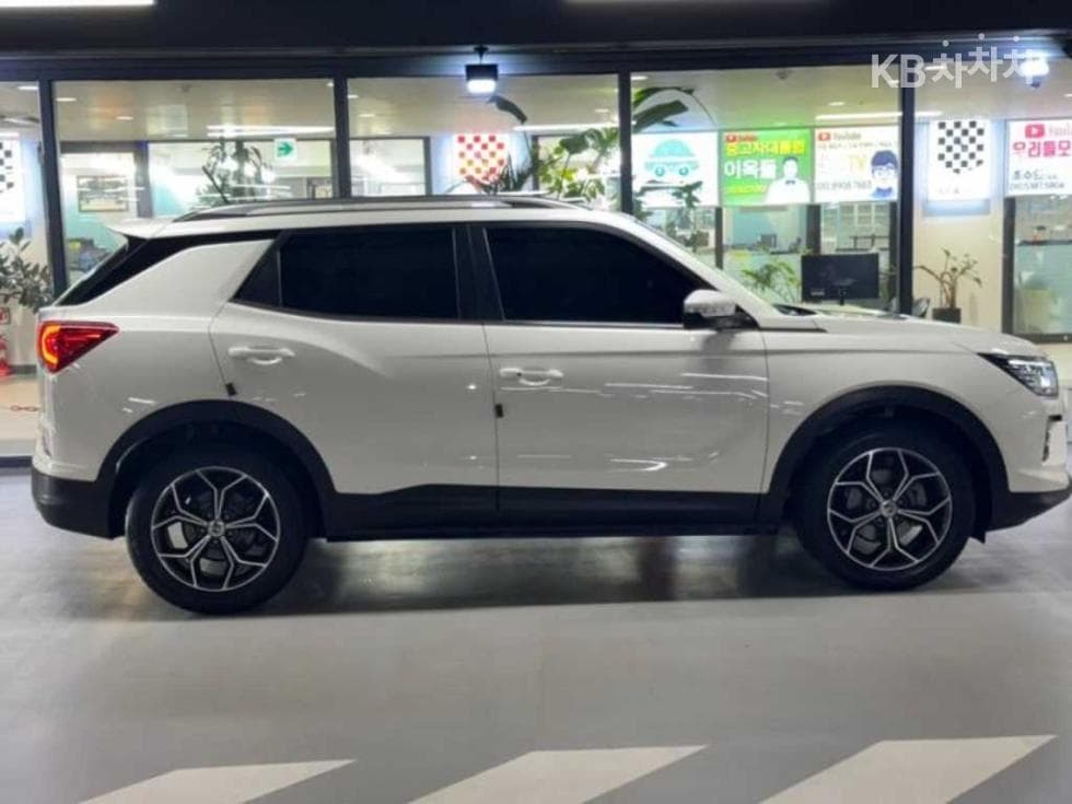 КейДжи Мобилити 뷰티플 코란도1.5 GDi Turbo 2WD C5 Plus - 3