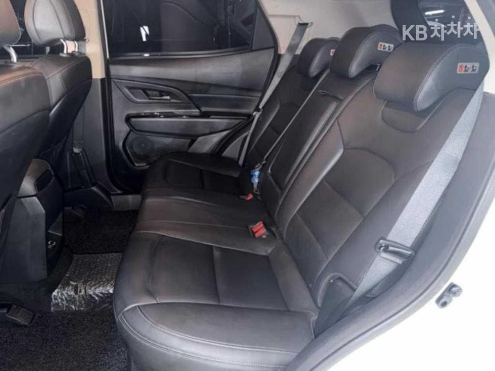 КейДжи Мобилити 뷰티플 코란도1.5 GDi Turbo 2WD C5 Plus - 7