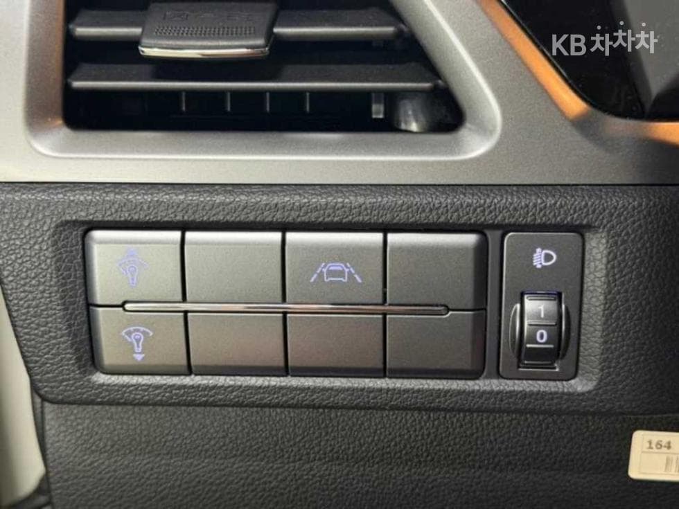 КейДжи Мобилити 뷰티플 코란도1.5 GDi Turbo 2WD C5 Plus - 15