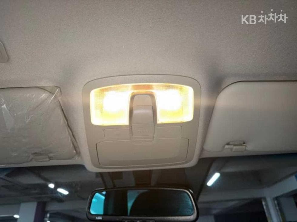 КейДжи Мобилити 뷰티플 코란도1.5 GDi Turbo 2WD C5 Plus - 17