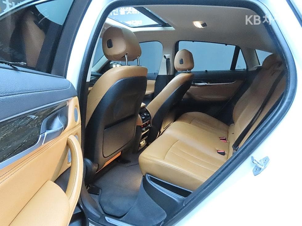 BMW X6(F16)xDrive 30d Стандартен - 11
