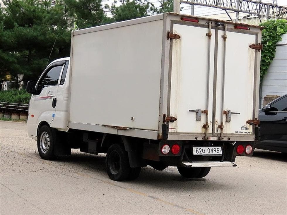 Kia The New (facelift) Bongo 3 (light truck)냉동Top (Cargo)차 1 Ton 표준형 King Cab Extra Long L - 3