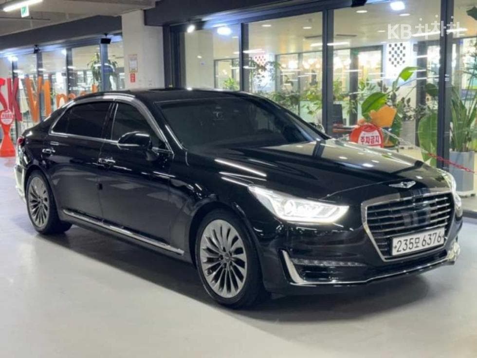 Genesis EQ900 5.0 GDI AWD Prestige - Image 1