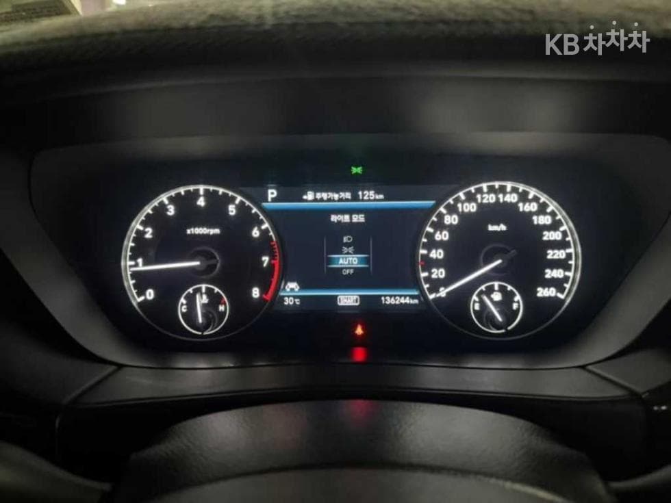 Genesis EQ9005.0 GDI AWD Prestige - 9