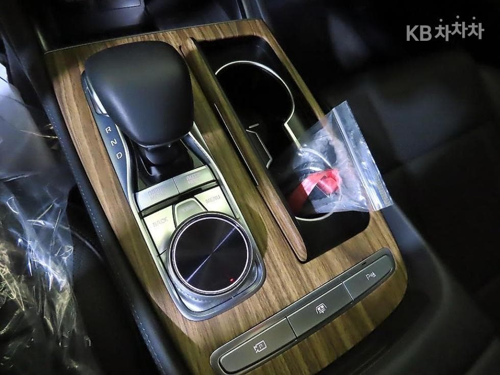 Киа The New (фейслифт) K9(Второ поколение)3.8 GDI AWD 베스트셀렉션Ⅰ - 12