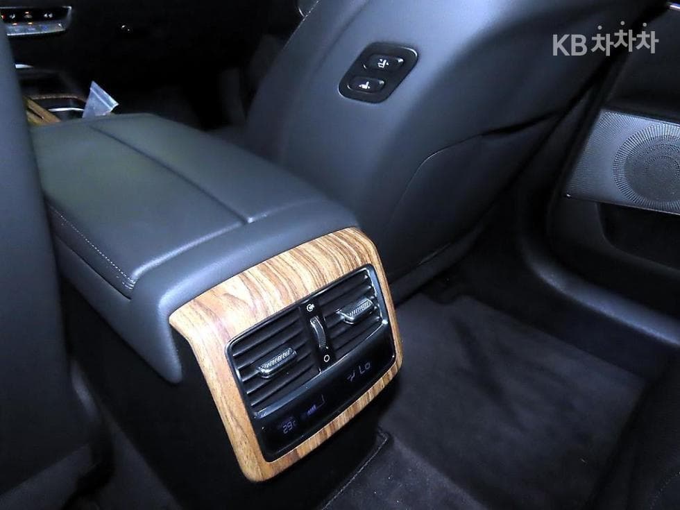 Киа The New (фейслифт) K9(Второ поколение)3.8 GDI AWD 베스트셀렉션Ⅰ - 14