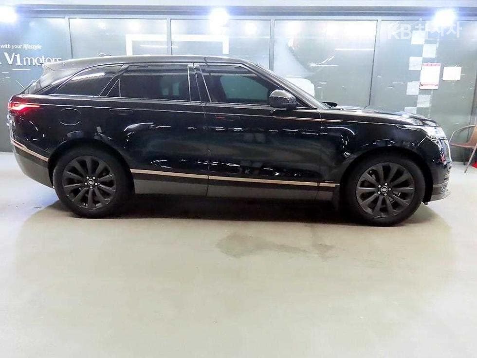 Land Rover Range Rover 벨라3.0 D300 R-Dynamic SE - 3