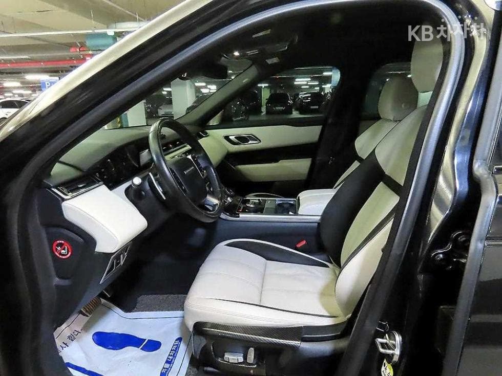 Land Rover Range Rover 벨라3.0 D300 R-Dynamic SE - 6