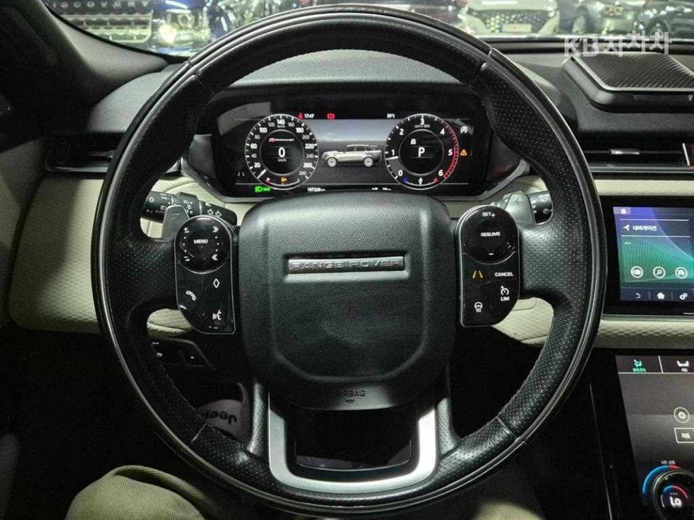 Land Rover Range Rover 벨라3.0 D300 R-Dynamic SE - 8