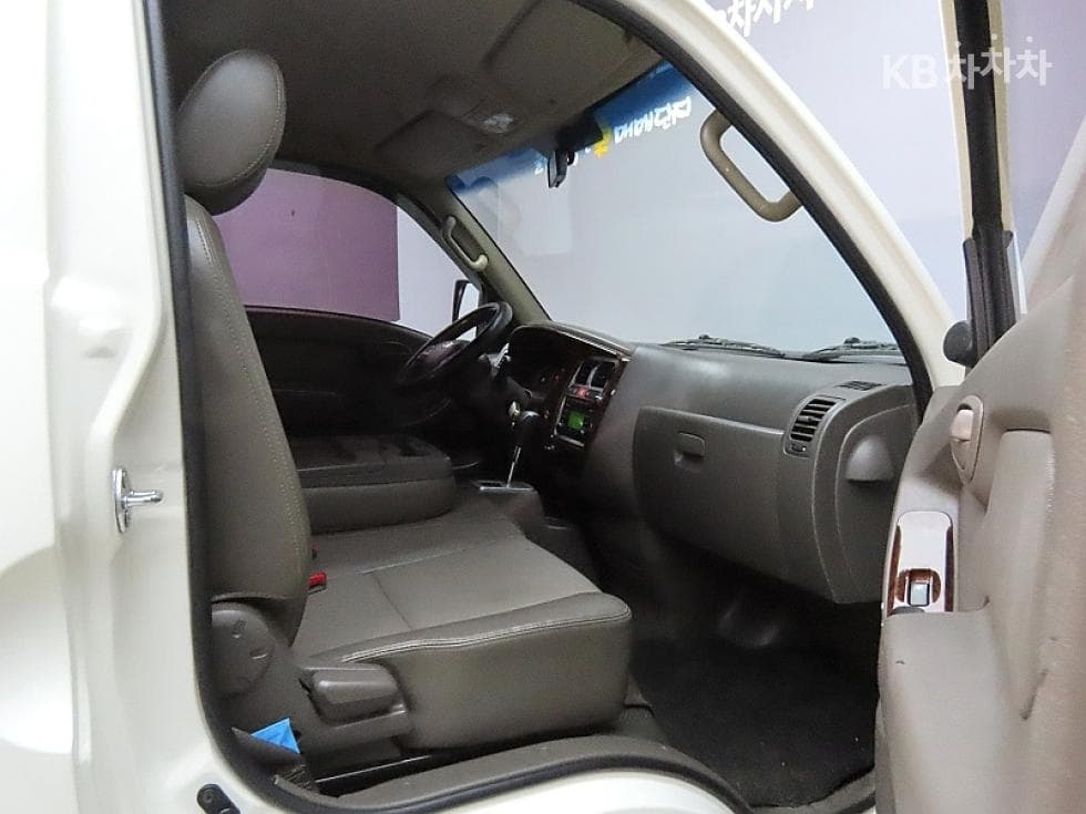 Хюндай Porter 2Удължено междуосие Двойна Кабина CRDi HI-SUP Висок клас - 10