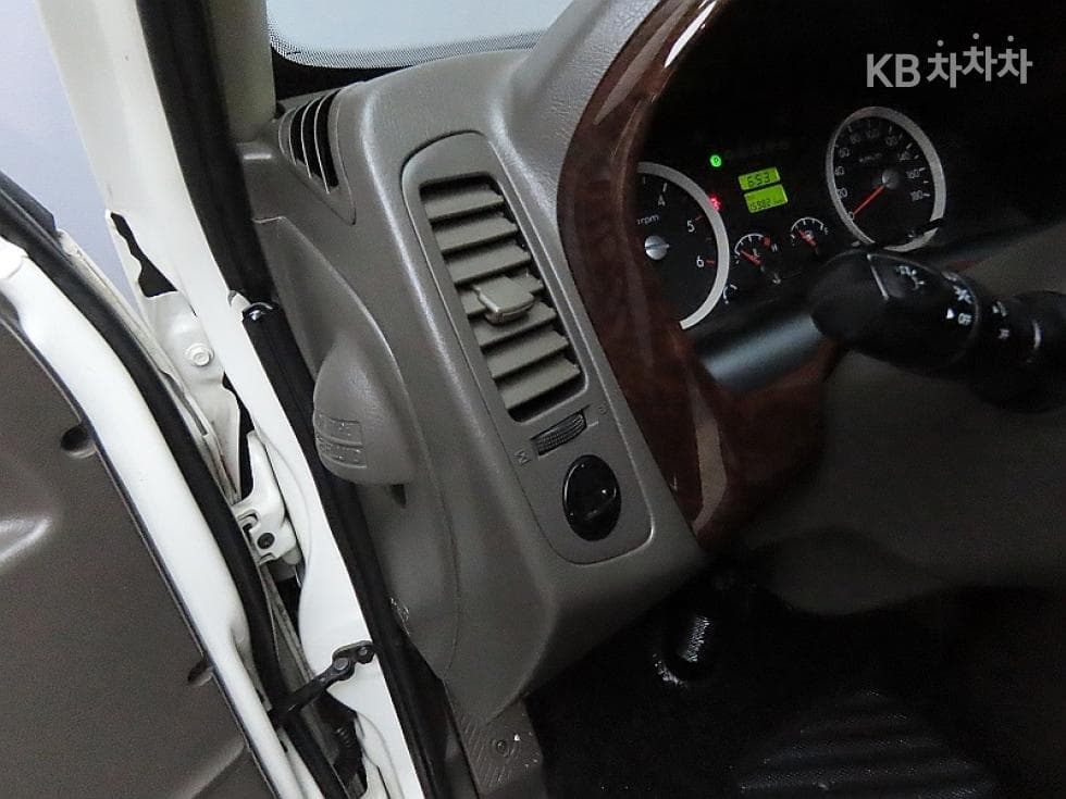 Хюндай Porter 2Удължено междуосие Двойна Кабина CRDi HI-SUP Висок клас - 12