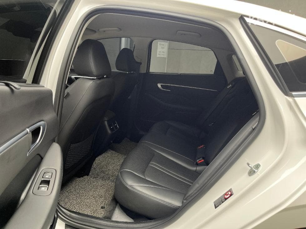 Hyundai Sonata (DN8)2.0 Premium 패밀리 - 6