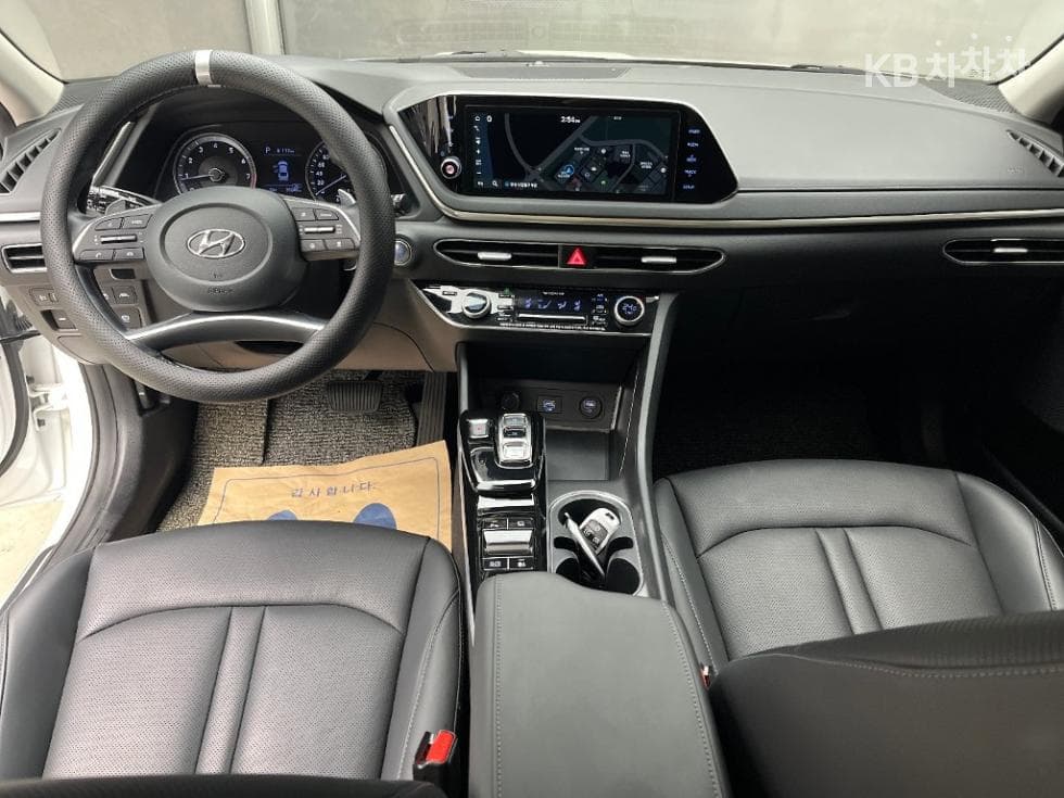 Hyundai Sonata (DN8)2.0 Premium 패밀리 - 7
