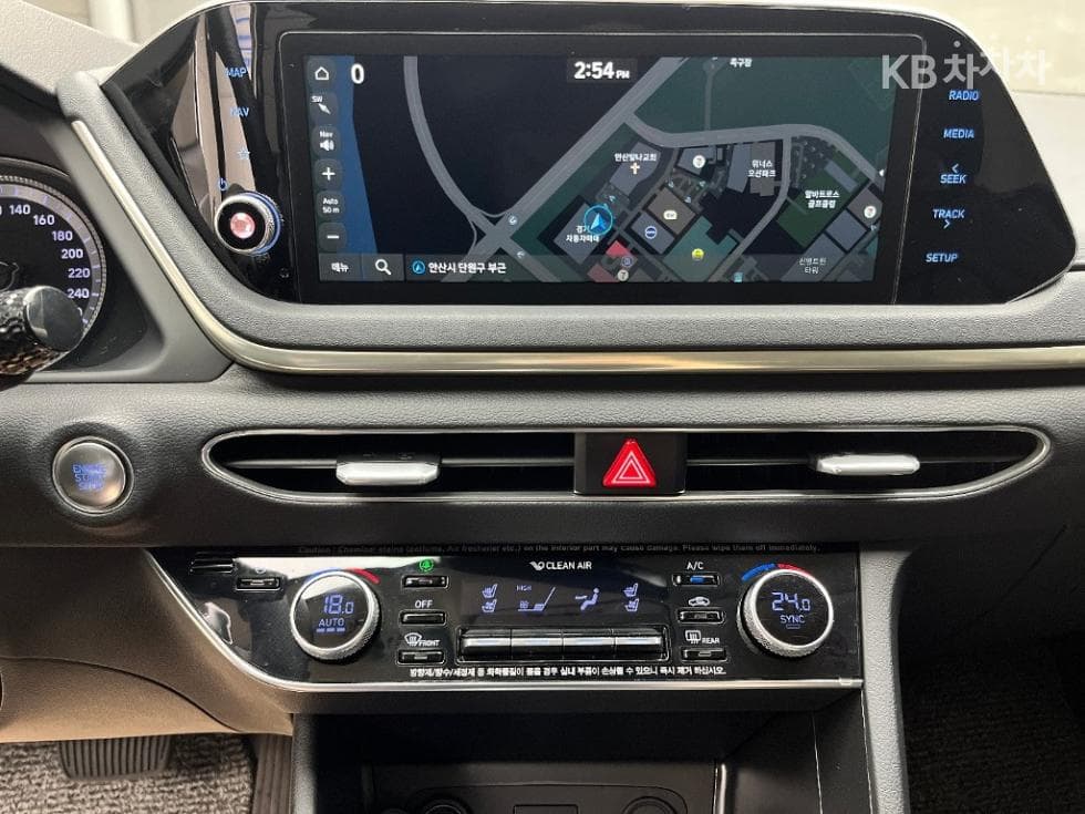 Hyundai Sonata (DN8)2.0 Premium 패밀리 - 12