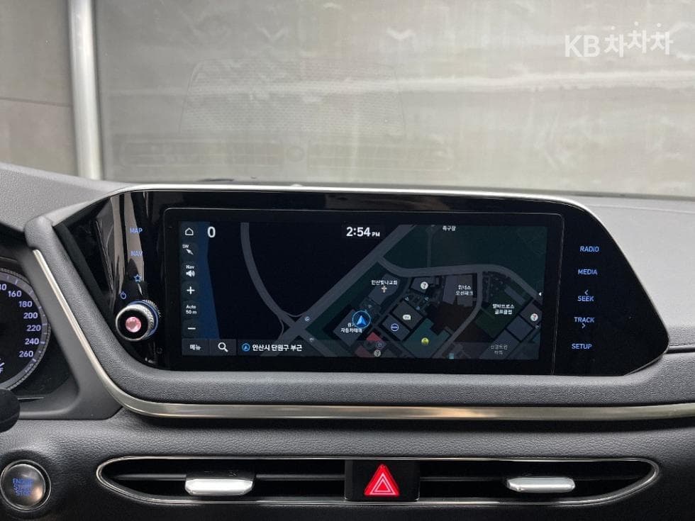 Hyundai Sonata (DN8)2.0 Premium 패밀리 - 13