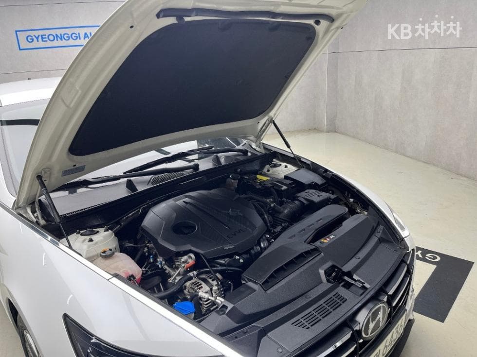 Hyundai Sonata (DN8)2.0 Premium 패밀리 - 15