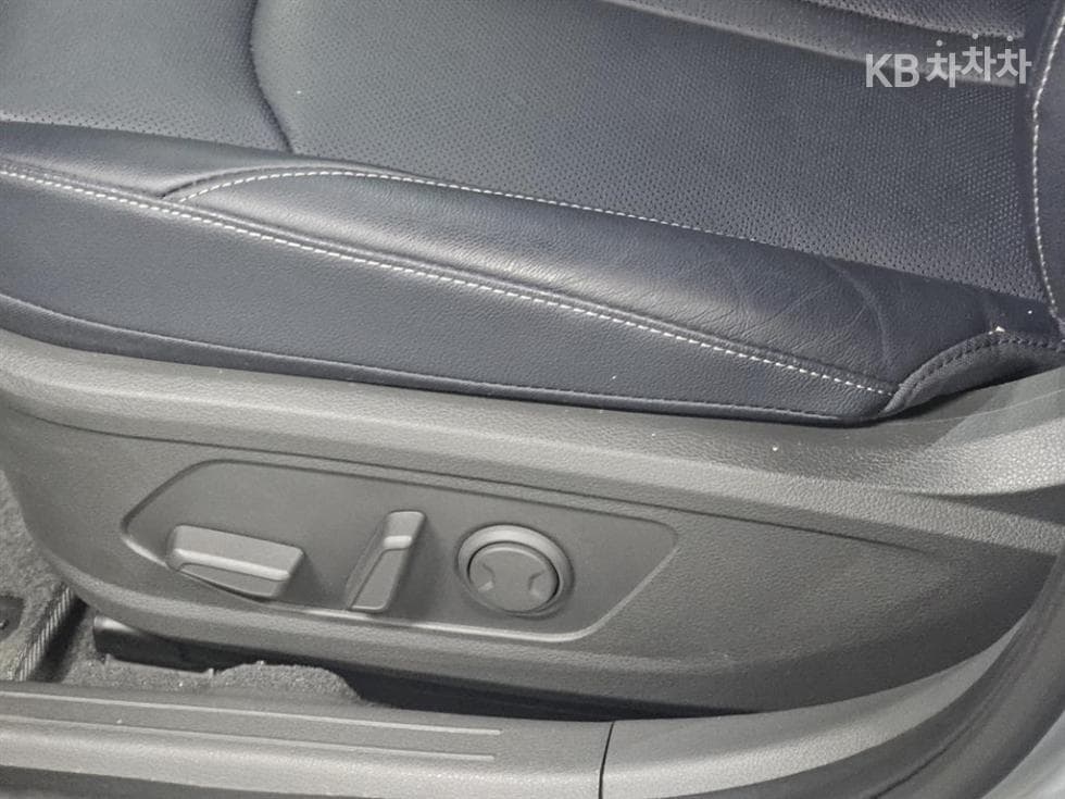 Hyundai Sonata The Edge (Sonata facelift)(DN8)2.0 Exclusive - 15