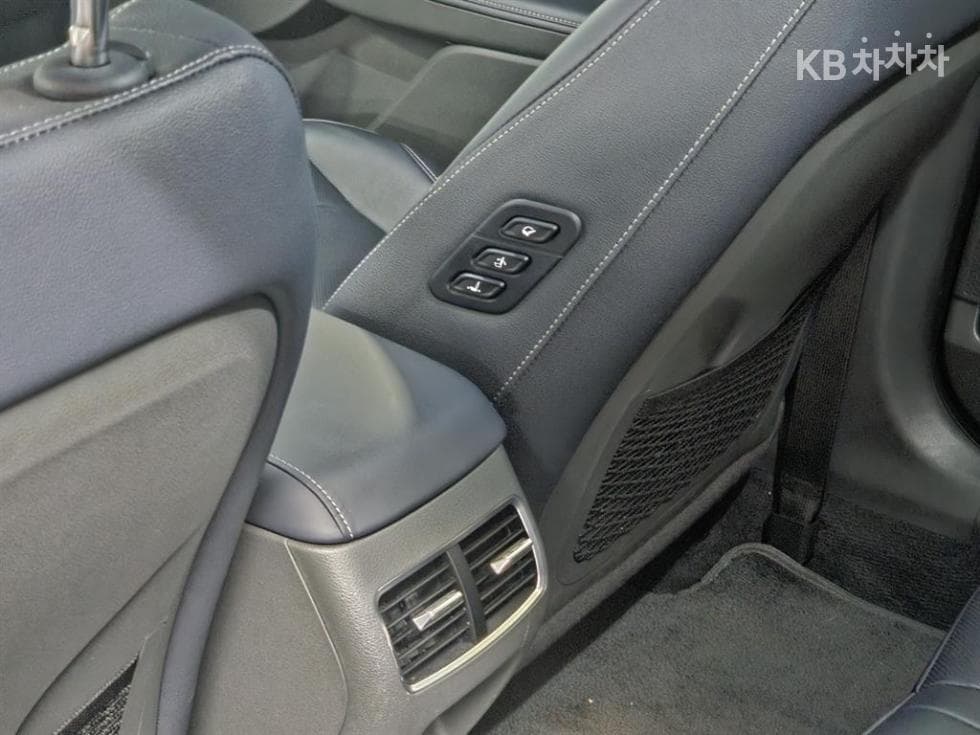 Hyundai Sonata The Edge (Sonata facelift)(DN8)2.0 Exclusive - 16