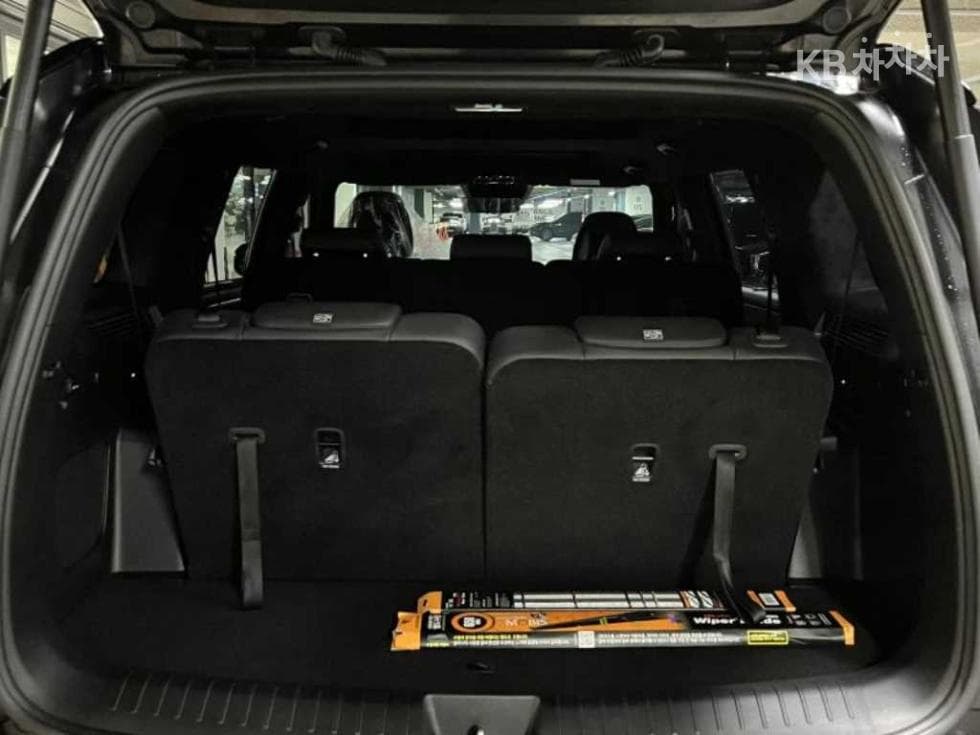 Hyundai The All New Santa Fe MX5Gasoline 2.5T AWD 블랙잉크 - 17