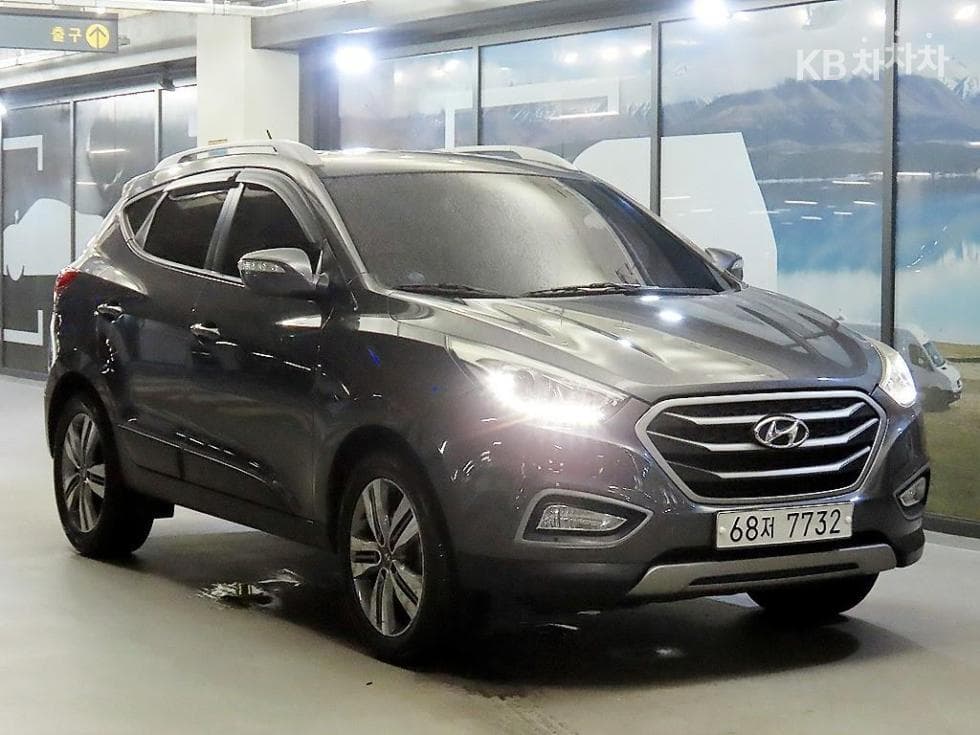Hyundai New Tucson ix Diesel(e-VGT)2WD Smart Special (special feature/edition) - Image 1