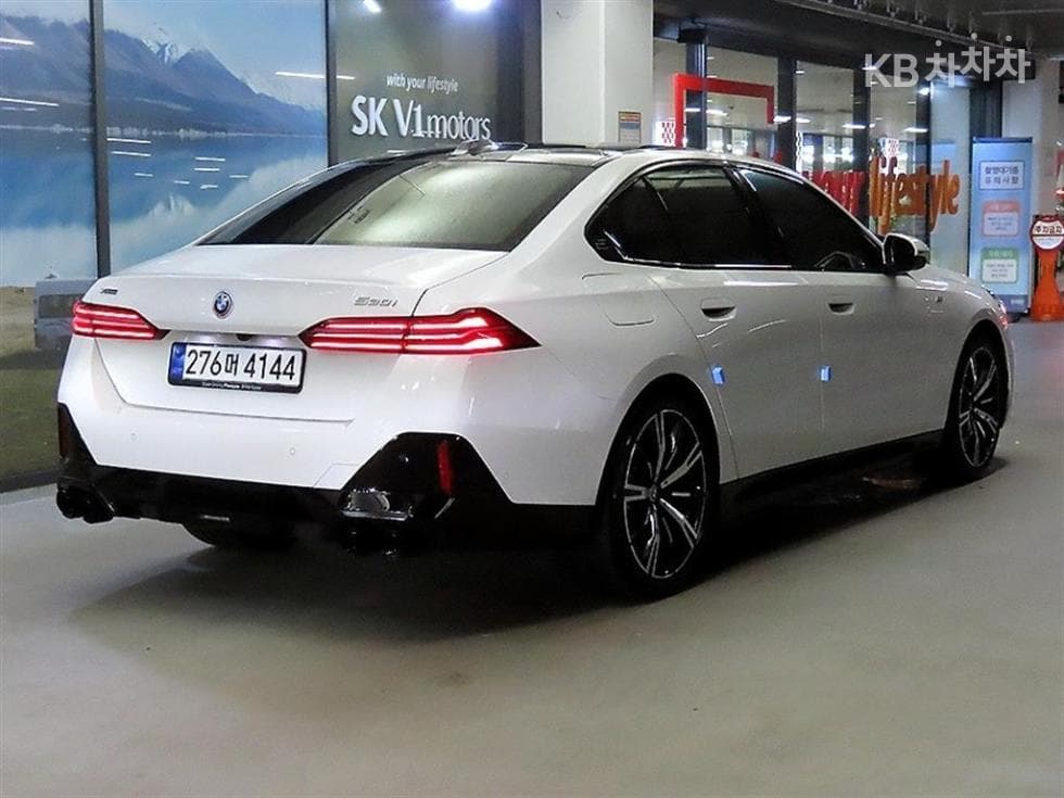 BMW New5 Series(G60)523d xDrive M Sport - 4