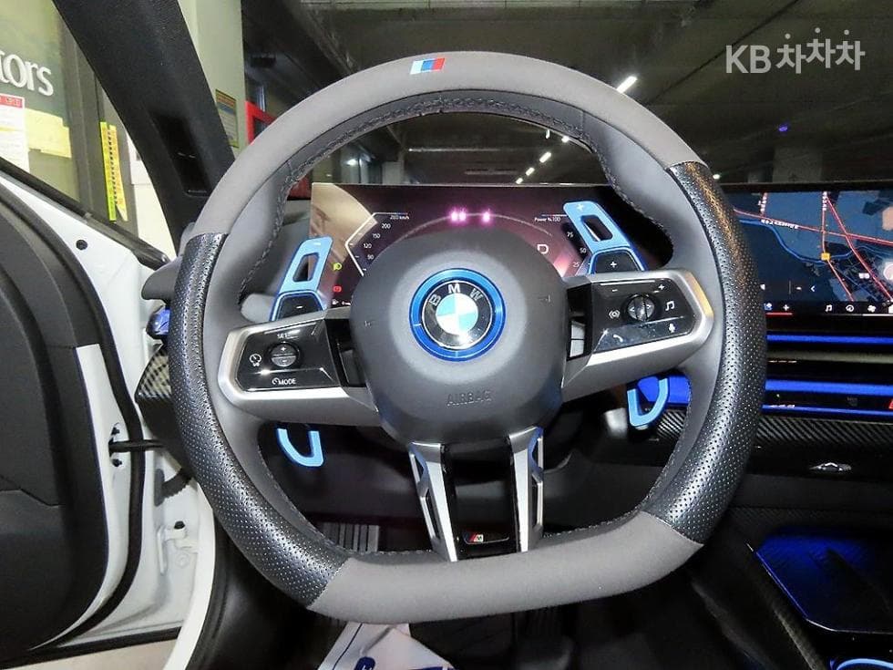 BMW New5 Series(G60)523d xDrive M Sport - 8