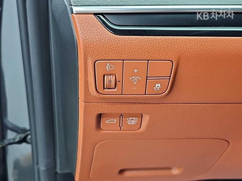 Kia The New (facelift) K5 Hybrid 3rd Gen2.0 HEV Noblesse - 19