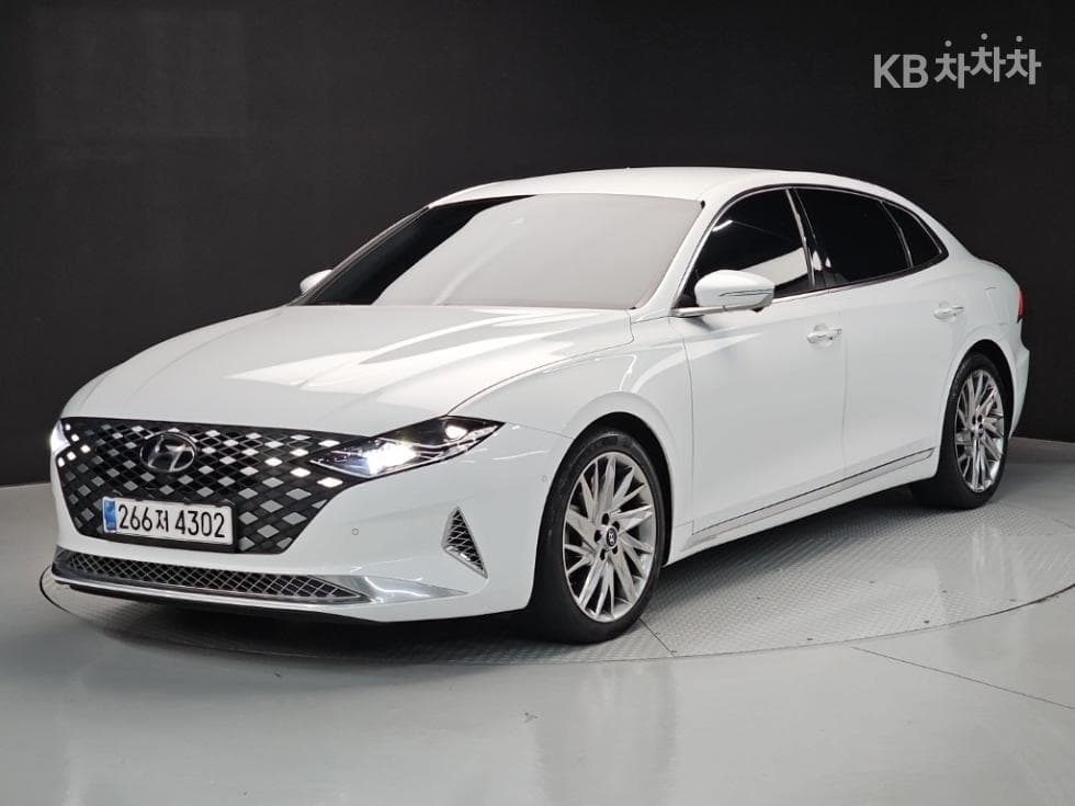 Hyundai The New (facelift) Grandeur (Azera) 3.3 Calligraphy - Image 1