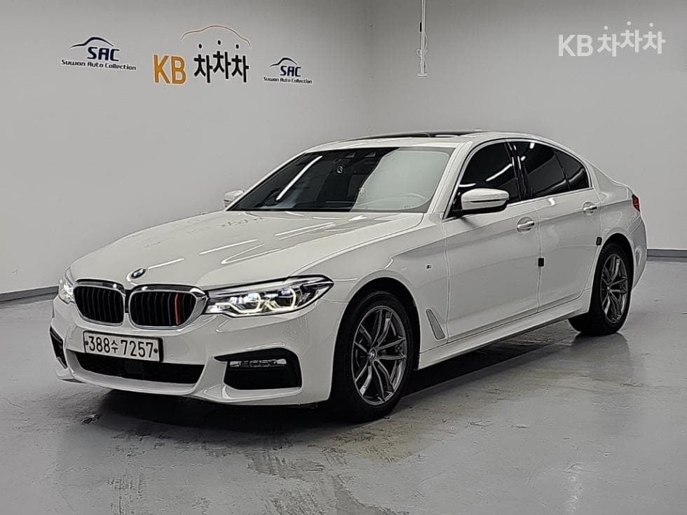 BMW 올New5 Series (G30) 520d xDrive M Sport Package Plus - Image 1
