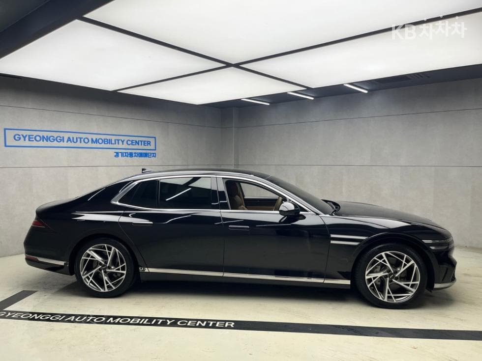 Дженезис G90(RS4)3.5T AWD Стандартен - 2