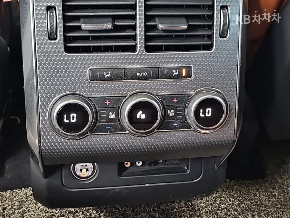 Land Rover New Range Rover Sport3.0 SDV6 Autobiography Dynamic - 13