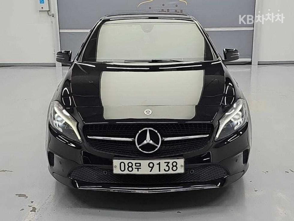 Mercedes-Benz A클래스 A200 W176 - Image 1