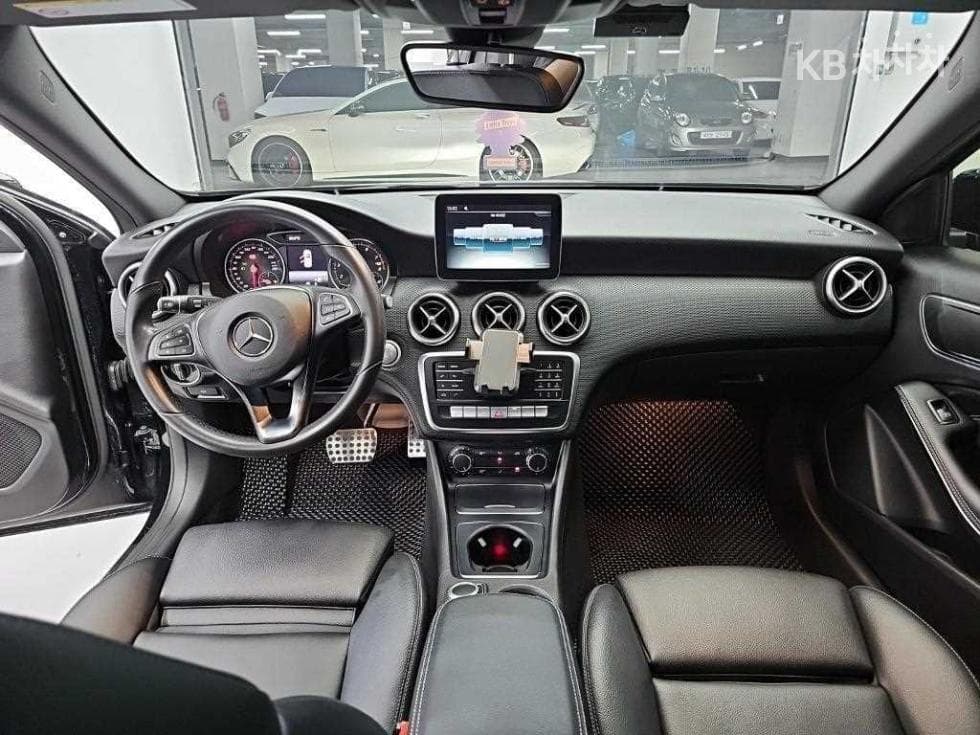 Mercedes-Benz A클래스A200 W176 - 6
