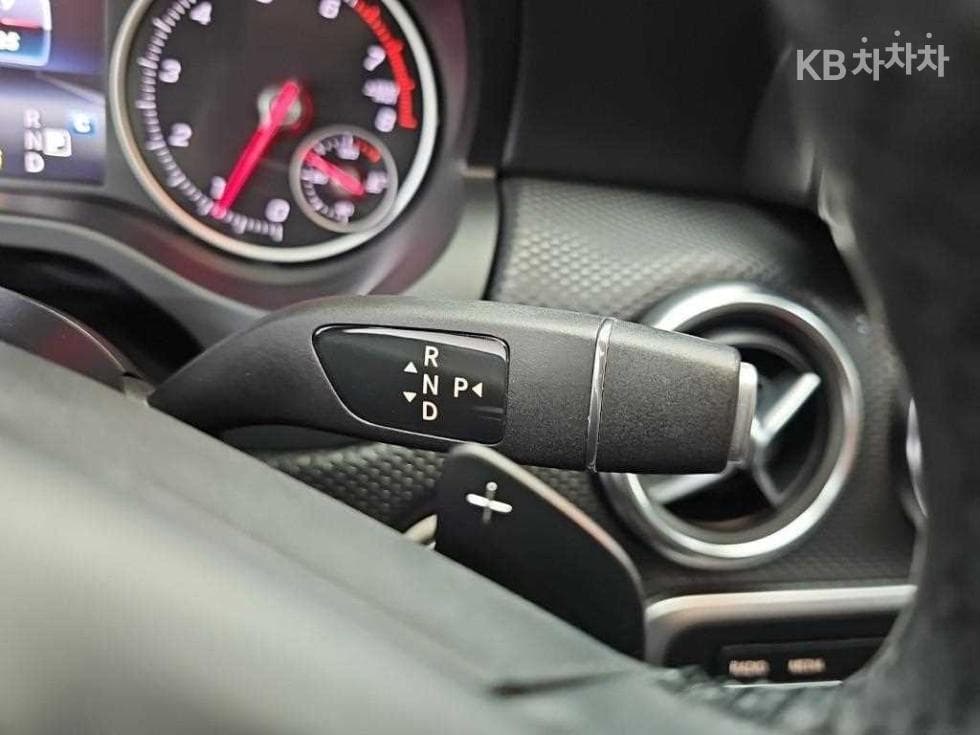 Mercedes-Benz A클래스A200 W176 - 7