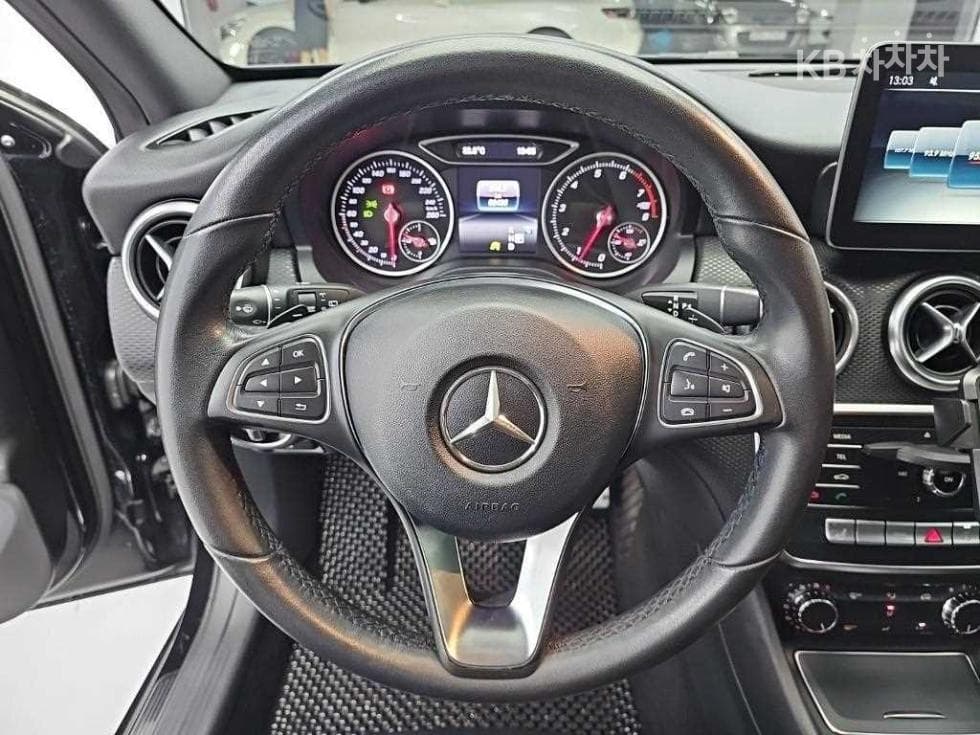 Mercedes-Benz A클래스A200 W176 - 8