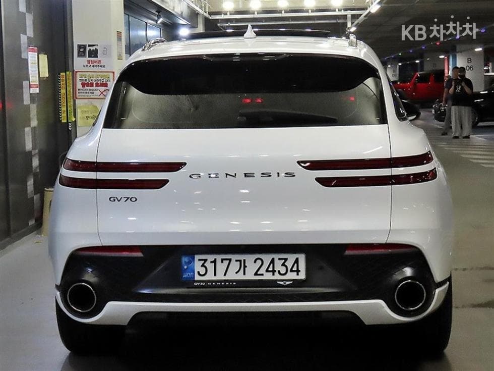 Дженезис GV70Бензин 2.5T 스포츠패키지 2WD - 5