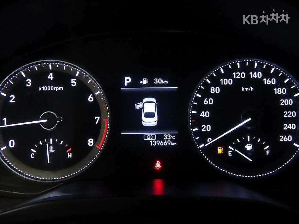 Hyundai Grandeur (Azera)IG3.0 Exclusive Standard - 9